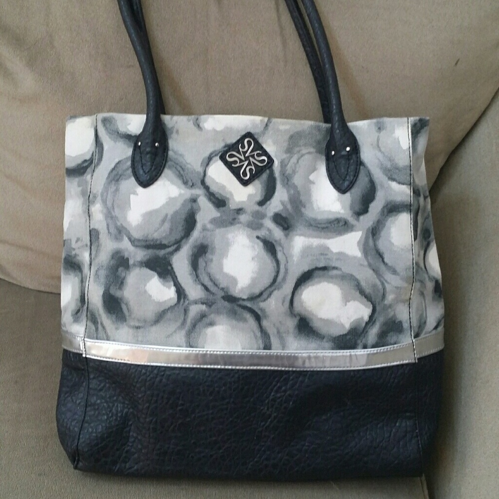 Large Vera Wang Bag